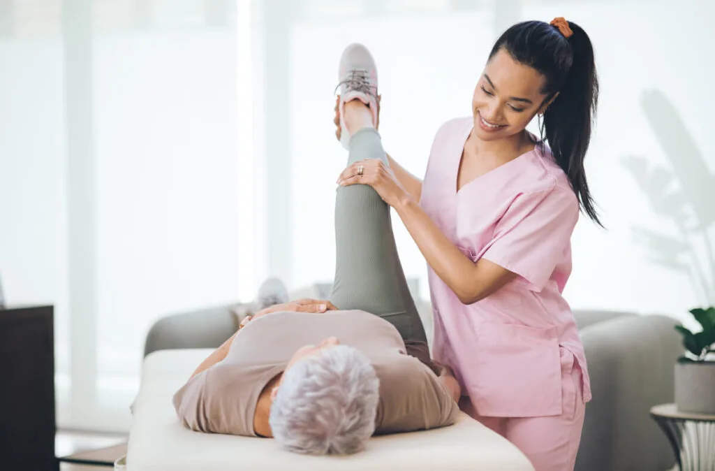 medical vein assistant caring for patients leg , physiotherapy